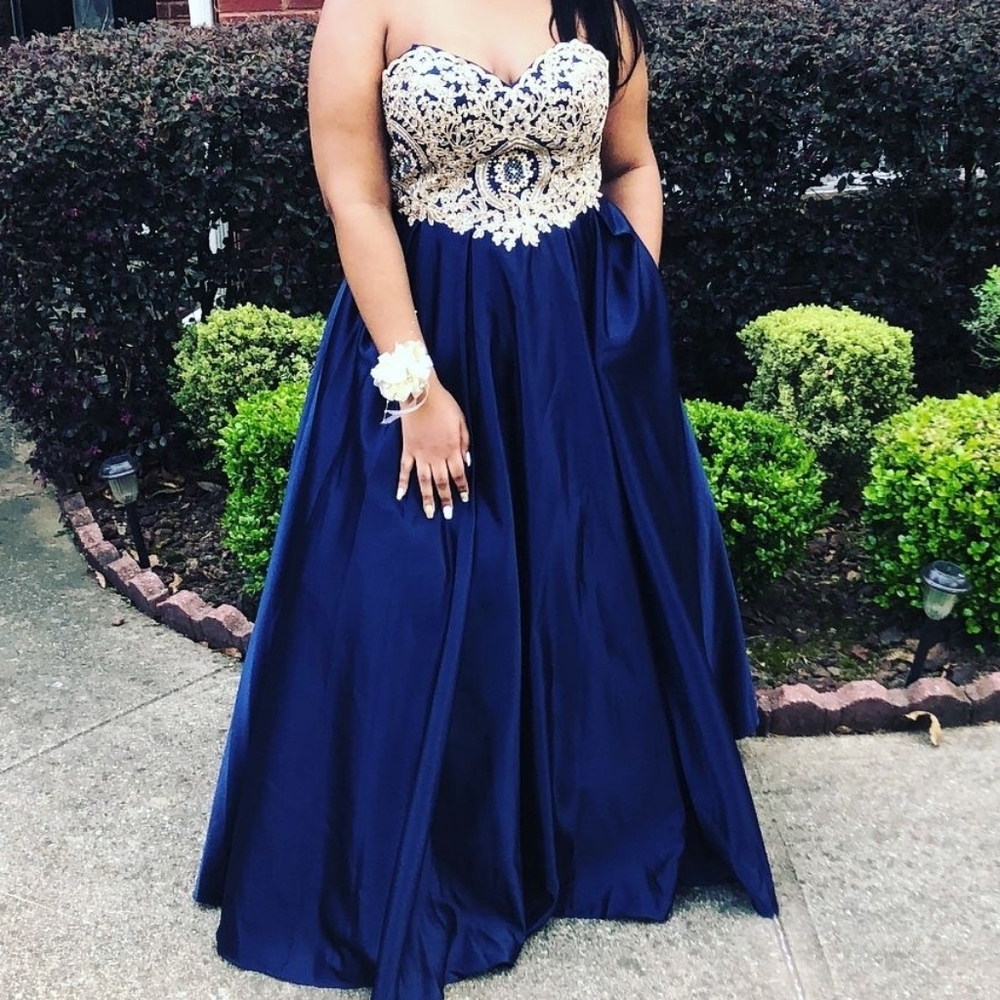 Navy blue and gold prom ballgown David's size 18